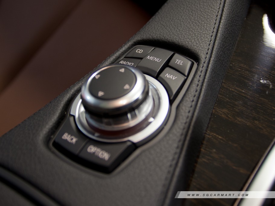https://i.i-sgcm.com/new_cars/cars/11196/11196_g27