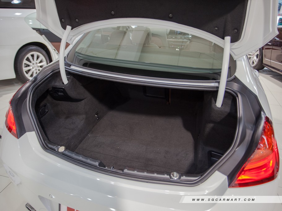 https://i.i-sgcm.com/new_cars/cars/11196/11196_g31