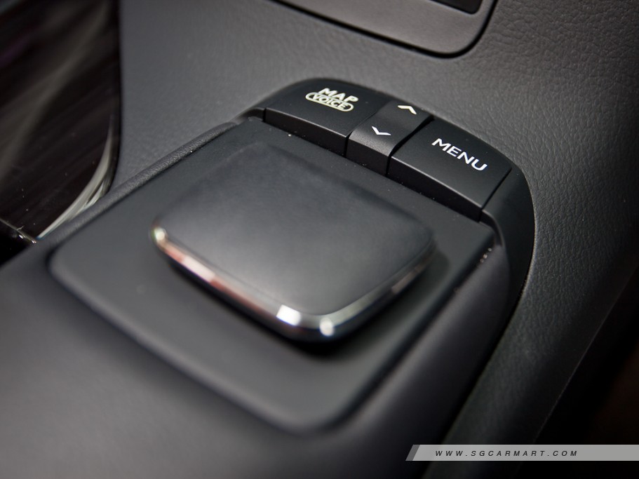 https://i.i-sgcm.com/new_cars/cars/11197/11197_g22