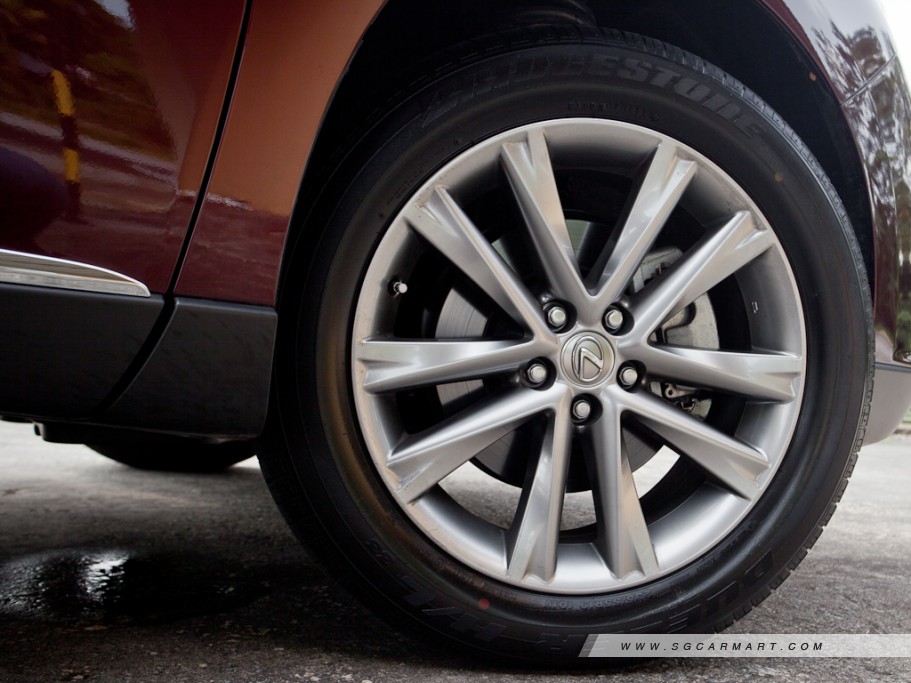 https://i.i-sgcm.com/new_cars/cars/11197/11197_g8