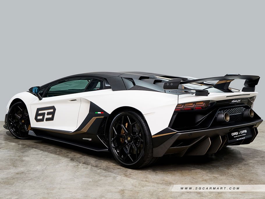 https://i.i-sgcm.com/new_cars/cars/11205/11205_g13