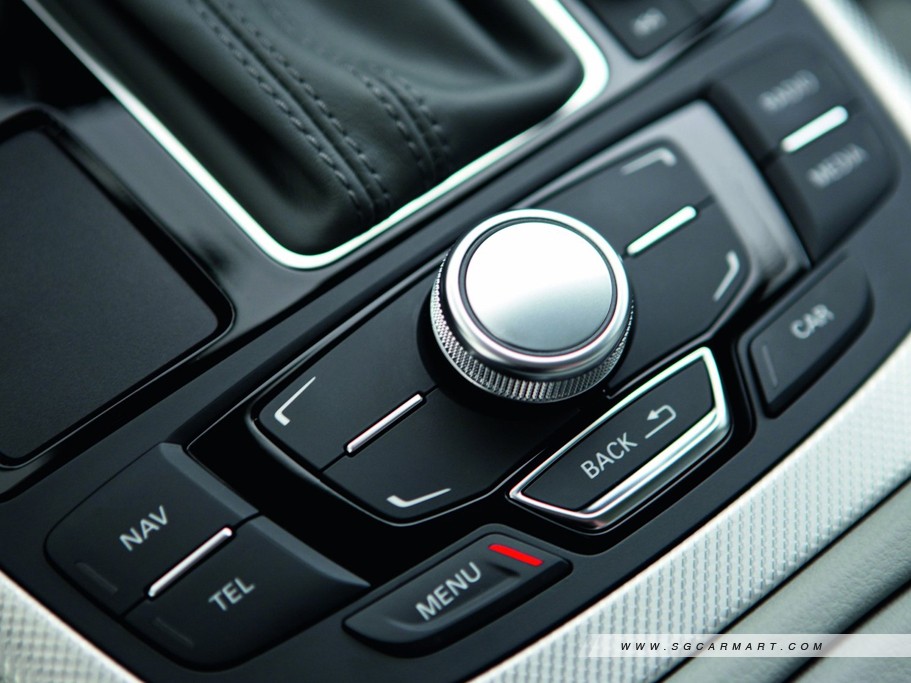 https://i.i-sgcm.com/new_cars/cars/11206/11206_g11
