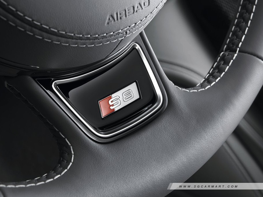 https://i.i-sgcm.com/new_cars/cars/11209/11209_g18