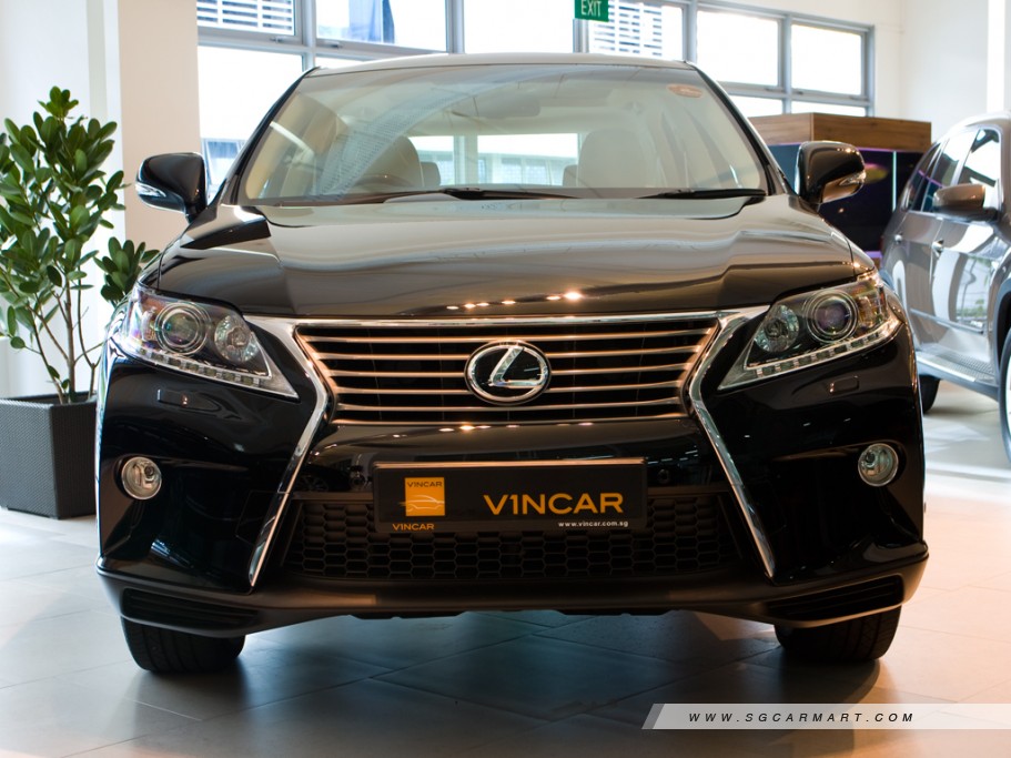 https://i.i-sgcm.com/new_cars/cars/11212/11212_g1
