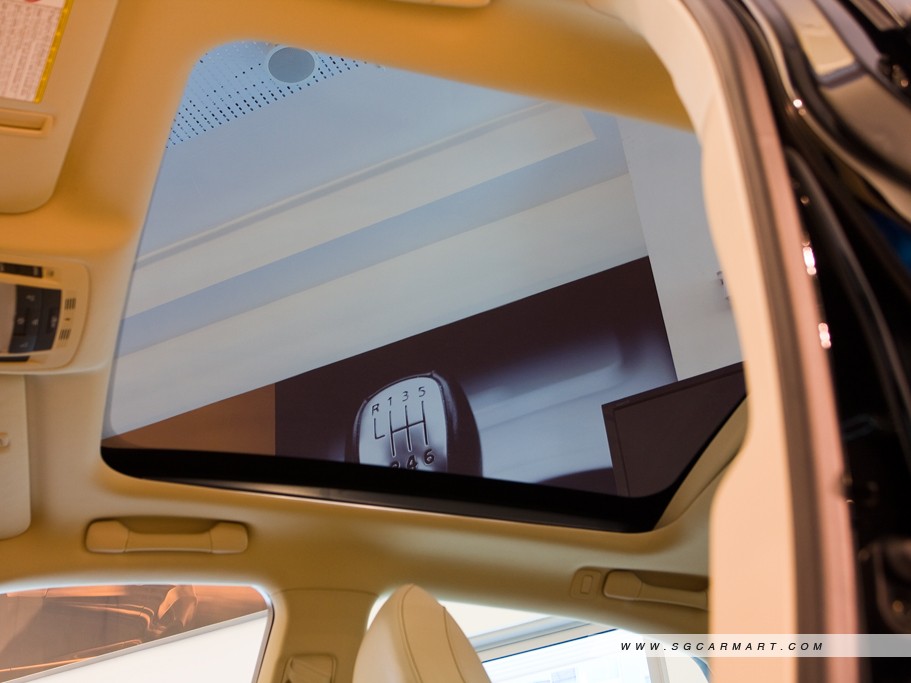https://i.i-sgcm.com/new_cars/cars/11212/11212_g36