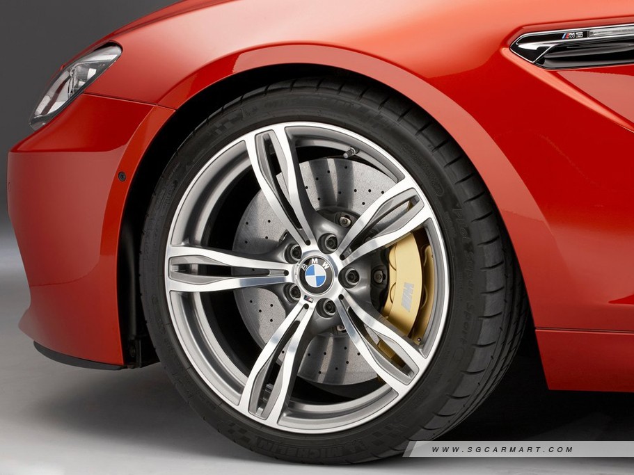 https://i.i-sgcm.com/new_cars/cars/11213/11213_g14
