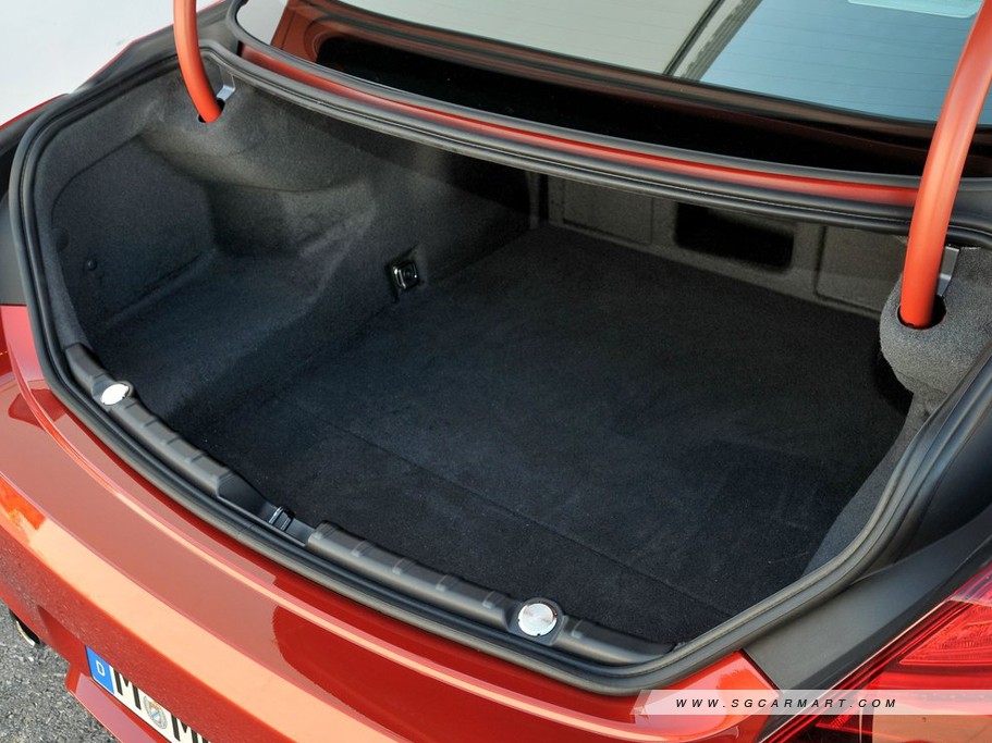 https://i.i-sgcm.com/new_cars/cars/11213/11213_g20