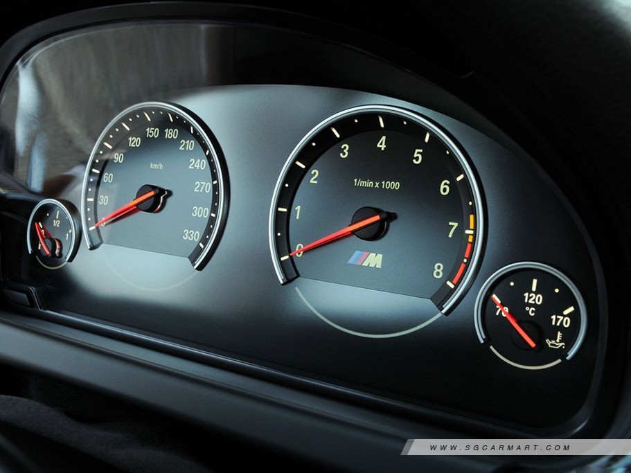 https://i.i-sgcm.com/new_cars/cars/11213/11213_g9
