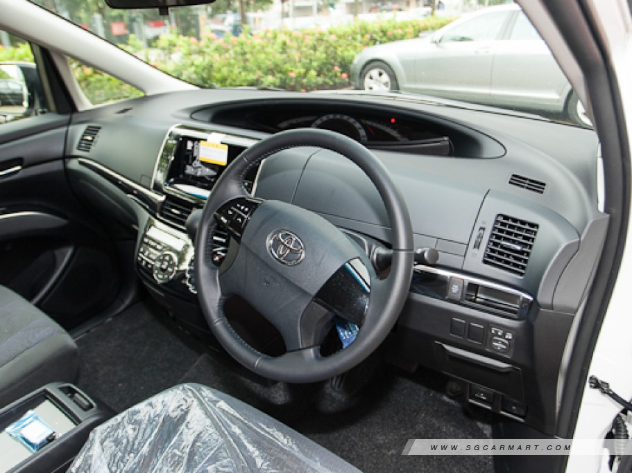 Toyota Estima 20