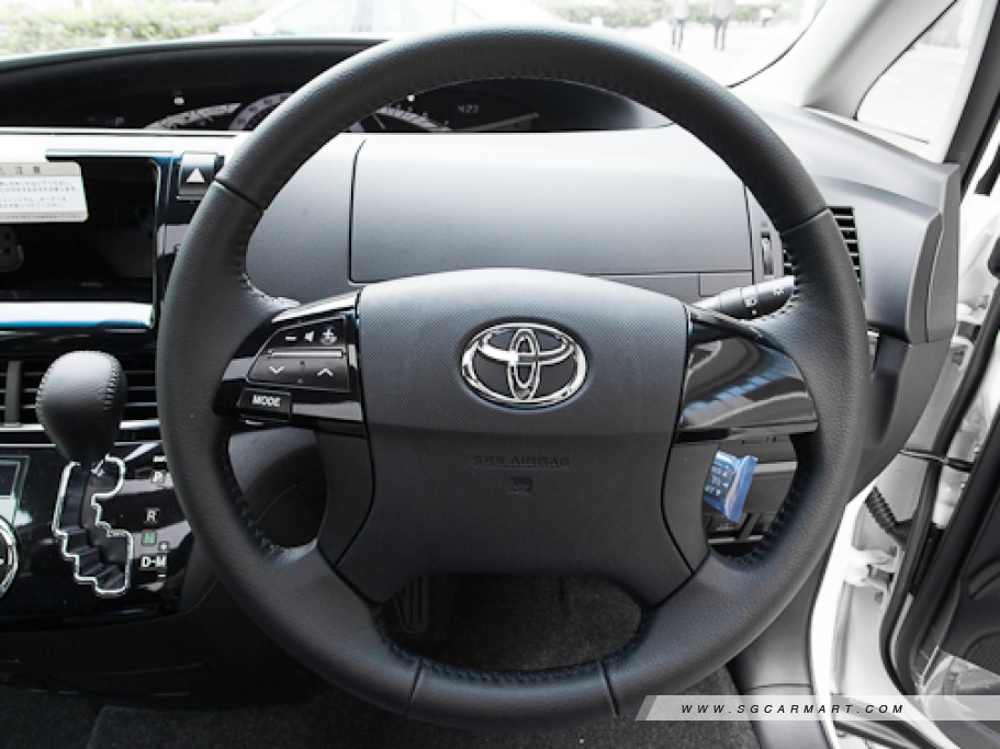 Toyota Estima 21