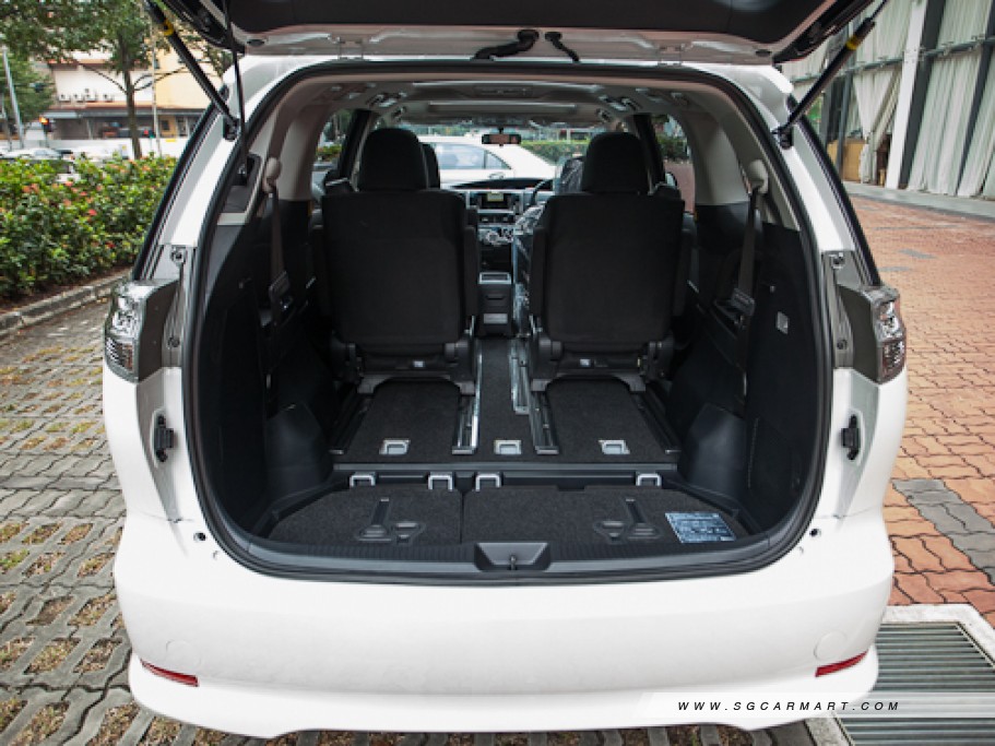 Toyota Estima 34