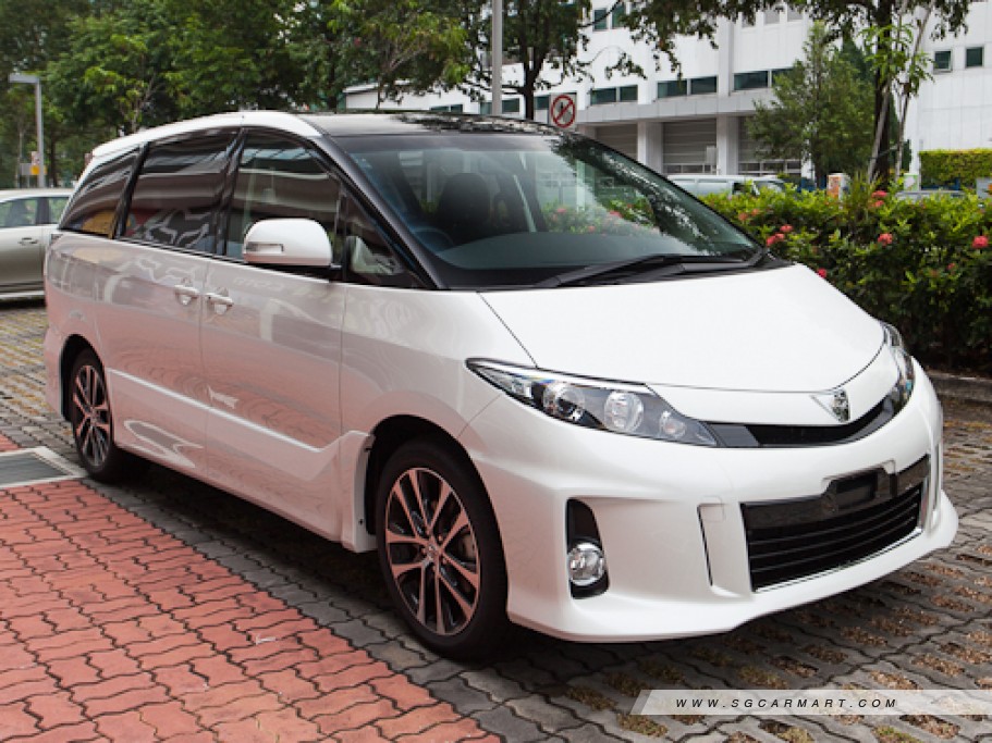 Toyota Estima 3