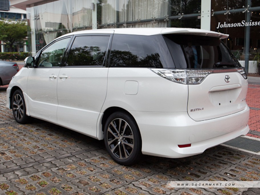 Toyota Estima 7