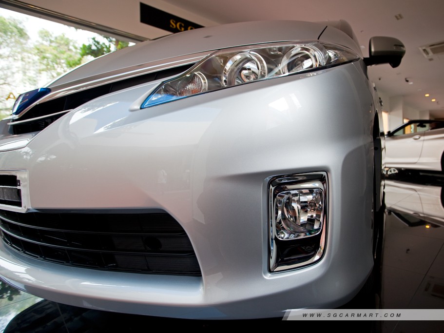 https://i.i-sgcm.com/new_cars/cars/11216/11216_g14