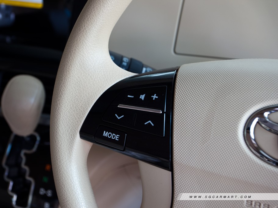 https://i.i-sgcm.com/new_cars/cars/11216/11216_g24