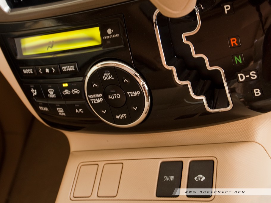 https://i.i-sgcm.com/new_cars/cars/11216/11216_g30