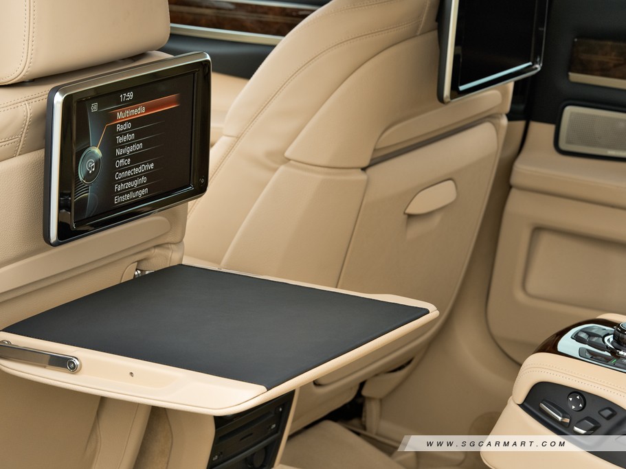 https://i.i-sgcm.com/new_cars/cars/11217/11217_g10