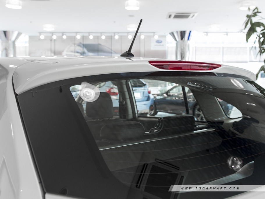 https://i.i-sgcm.com/new_cars/cars/11218/11218_g14