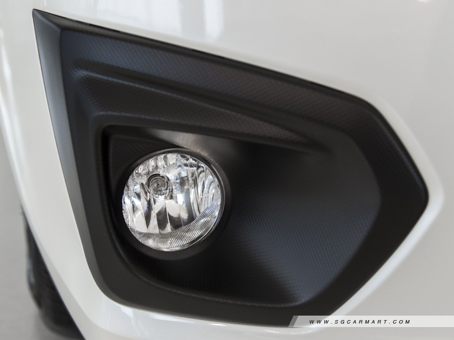 https://i.i-sgcm.com/new_cars/cars/11218/11218_g9