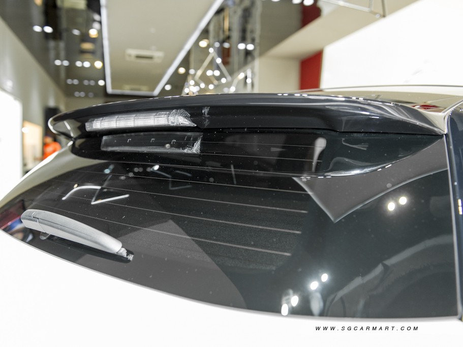 https://i.i-sgcm.com/new_cars/cars/11219/11219_g13