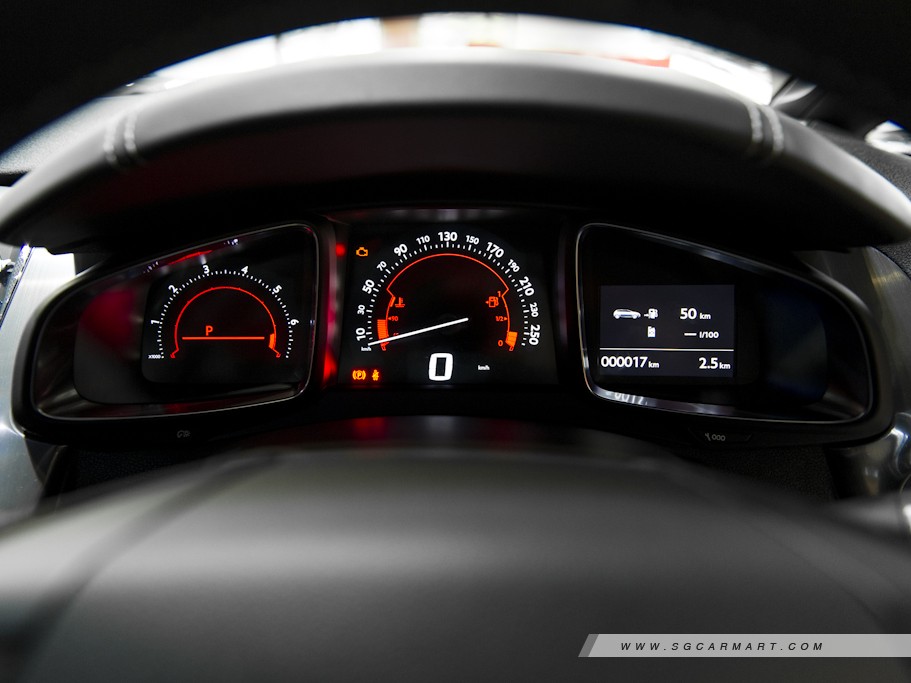 https://i.i-sgcm.com/new_cars/cars/11219/11219_g26