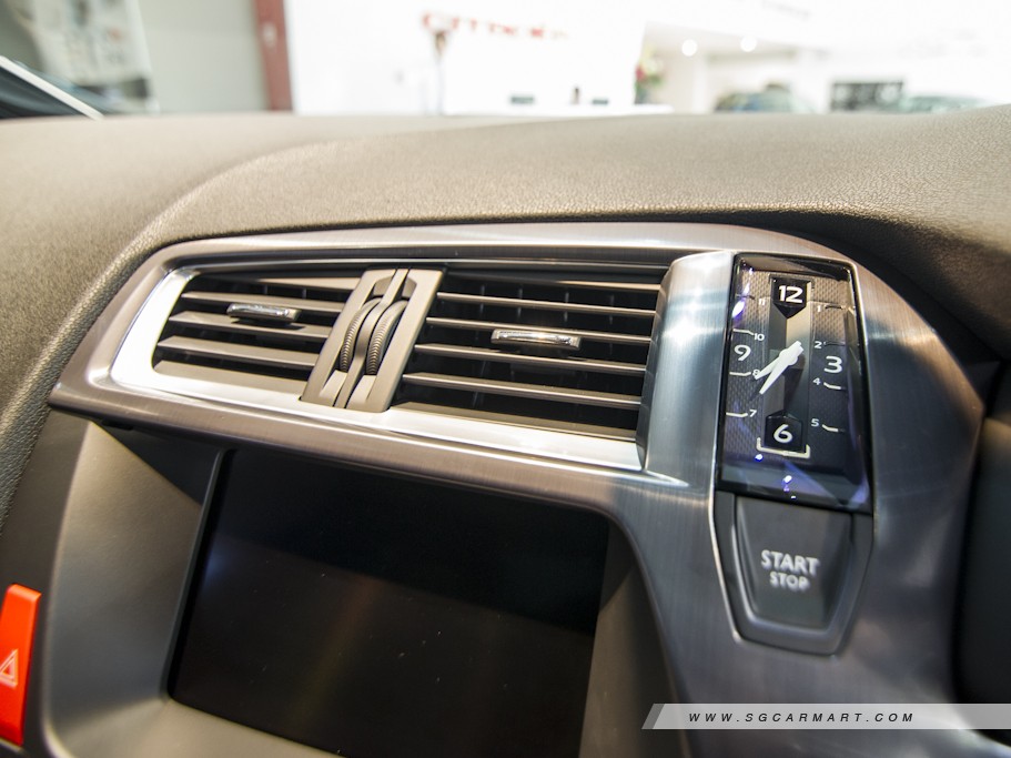 https://i.i-sgcm.com/new_cars/cars/11219/11219_g30