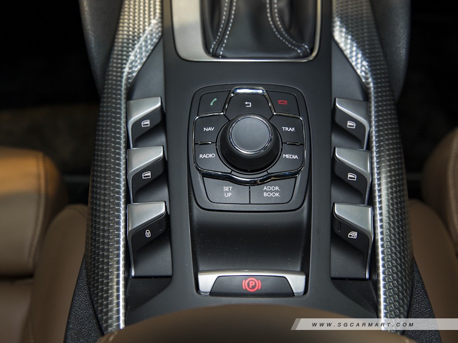 https://i.i-sgcm.com/new_cars/cars/11219/11219_g34