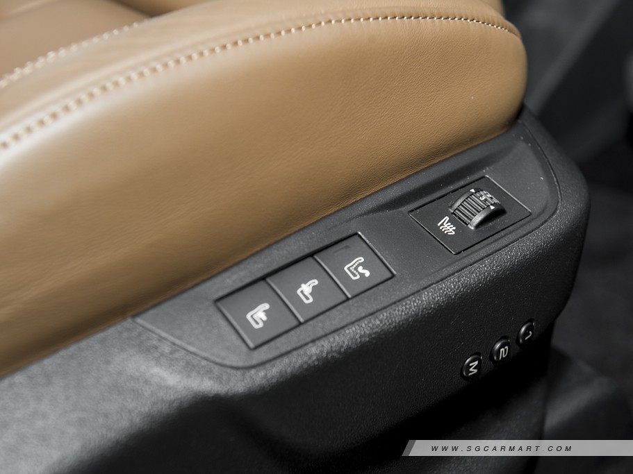 https://i.i-sgcm.com/new_cars/cars/11219/11219_g42