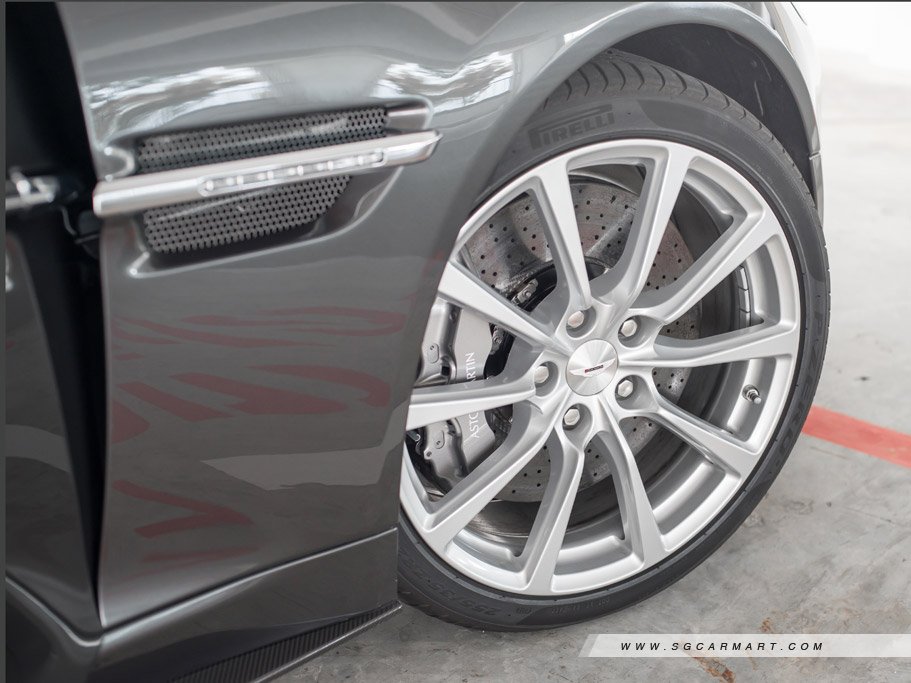 https://i.i-sgcm.com/new_cars/cars/11220/11220_g21