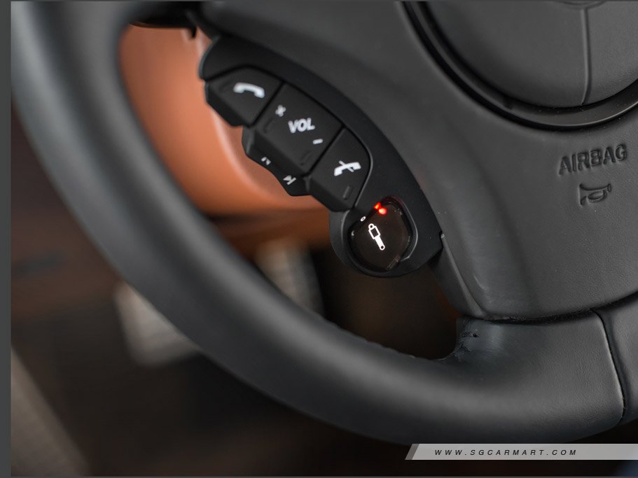 https://i.i-sgcm.com/new_cars/cars/11220/11220_g27