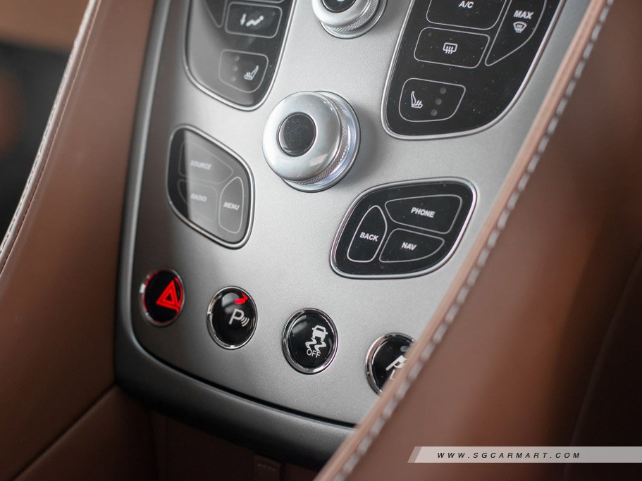 https://i.i-sgcm.com/new_cars/cars/11220/11220_g32