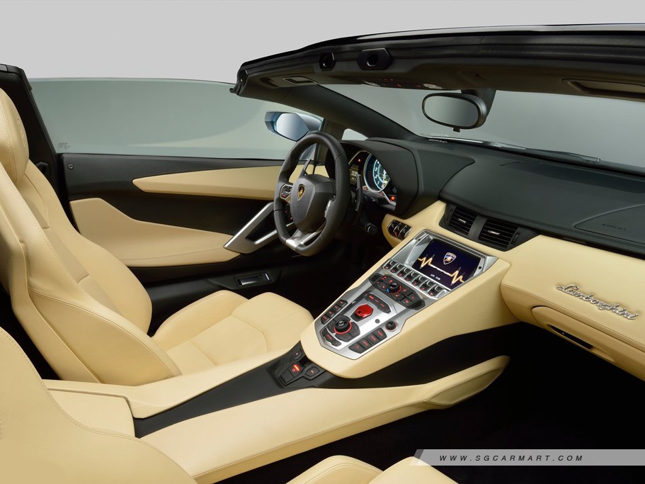 https://i.i-sgcm.com/new_cars/cars/11230/11230_g10