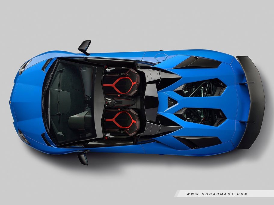 https://i.i-sgcm.com/new_cars/cars/11230/11230_g18