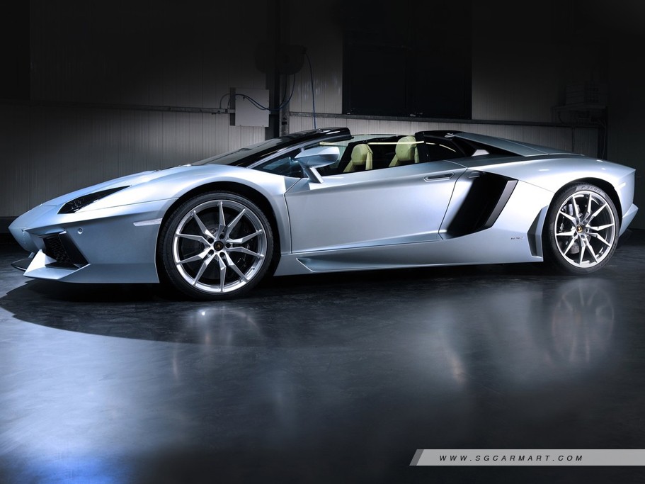 https://i.i-sgcm.com/new_cars/cars/11230/11230_g2