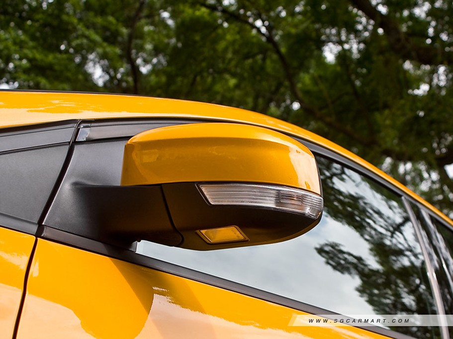 https://i.i-sgcm.com/new_cars/cars/11233/11233_g12