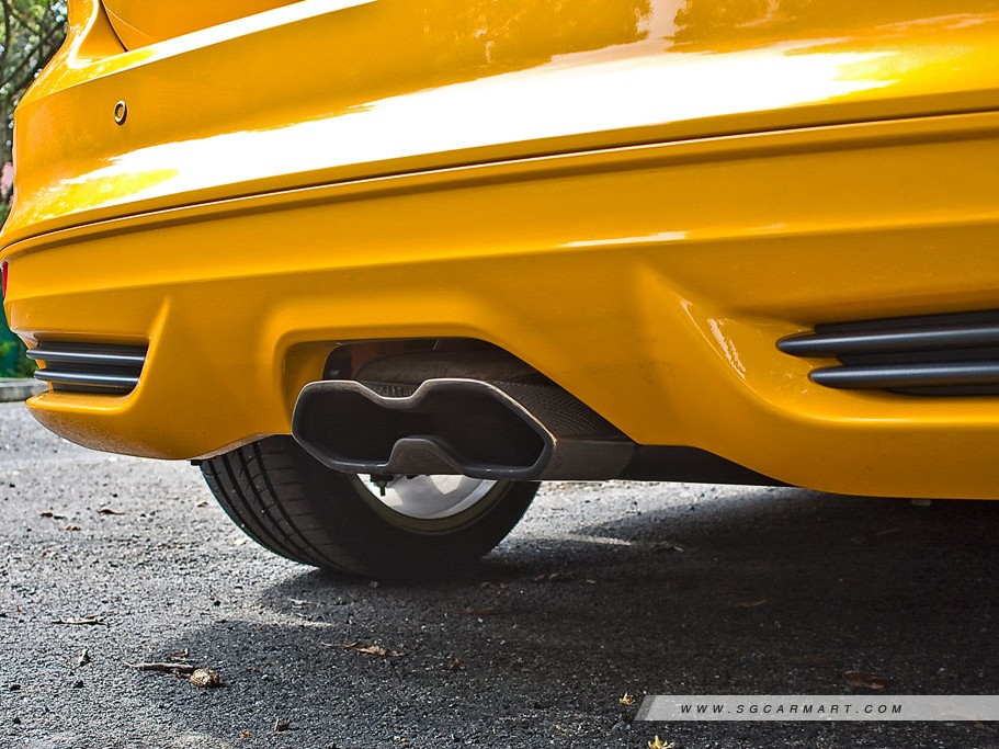 https://i.i-sgcm.com/new_cars/cars/11233/11233_g27