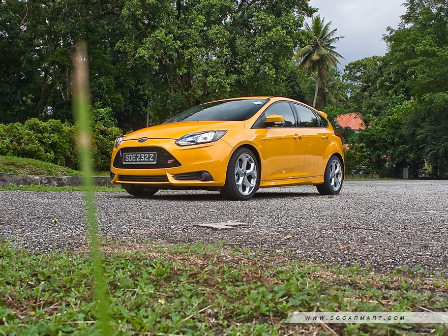 https://i.i-sgcm.com/new_cars/cars/11233/11233_g2