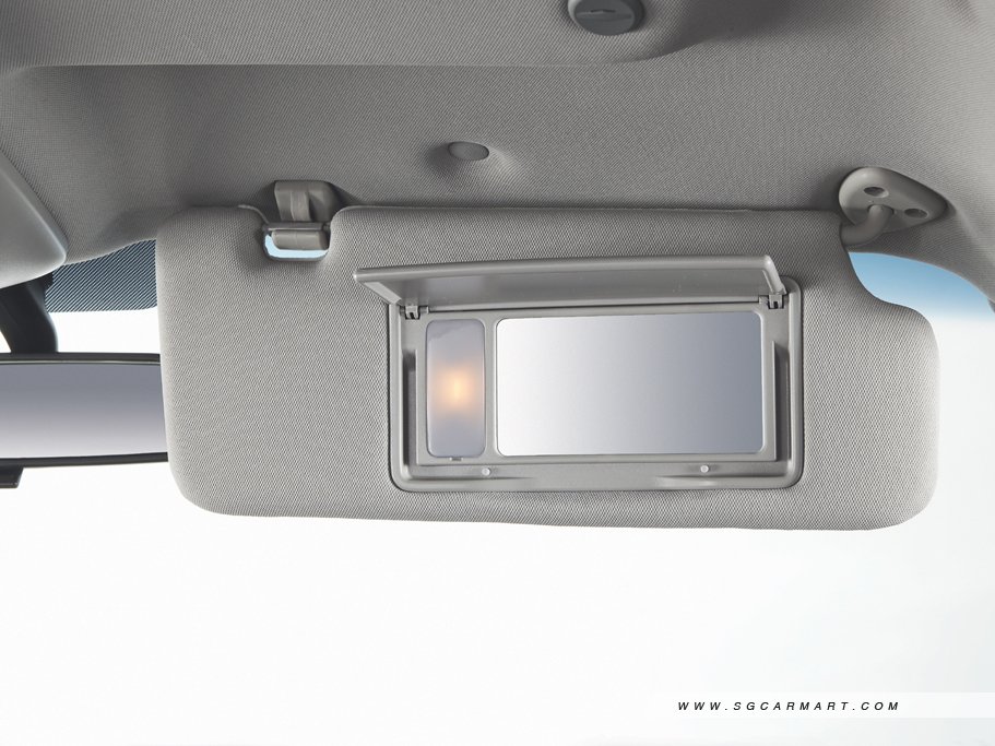https://i.i-sgcm.com/new_cars/cars/11235/11235_g75