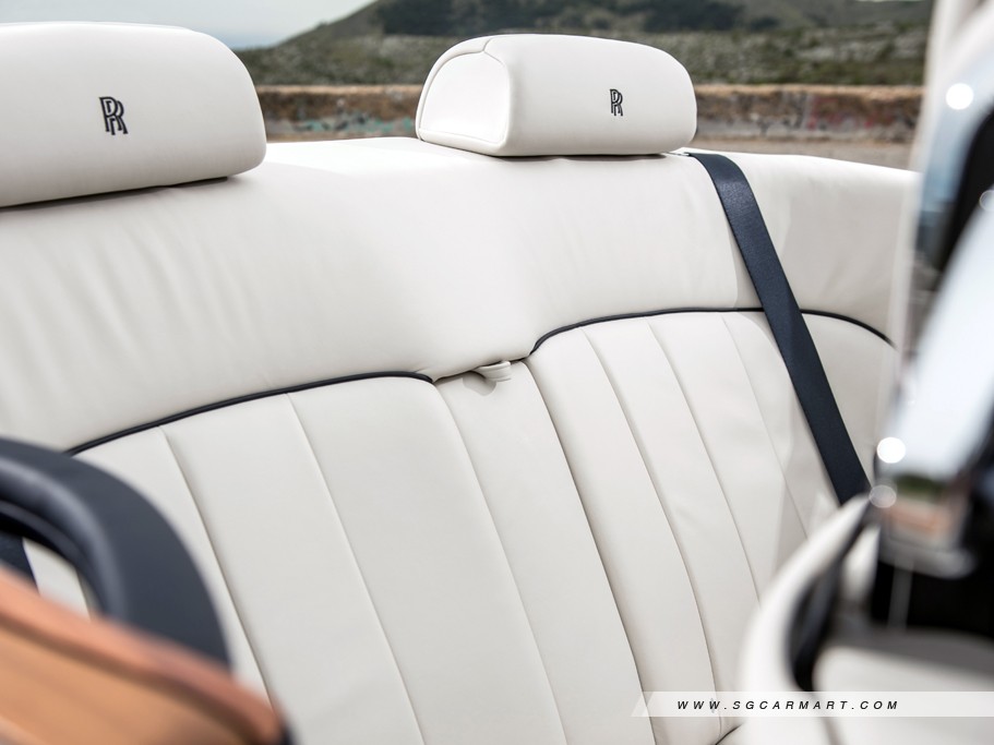 https://i.i-sgcm.com/new_cars/cars/11241/11241_g10
