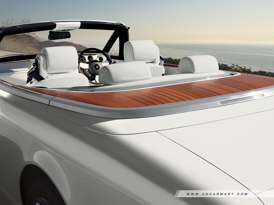 https://i.i-sgcm.com/new_cars/cars/11241/11241_g9