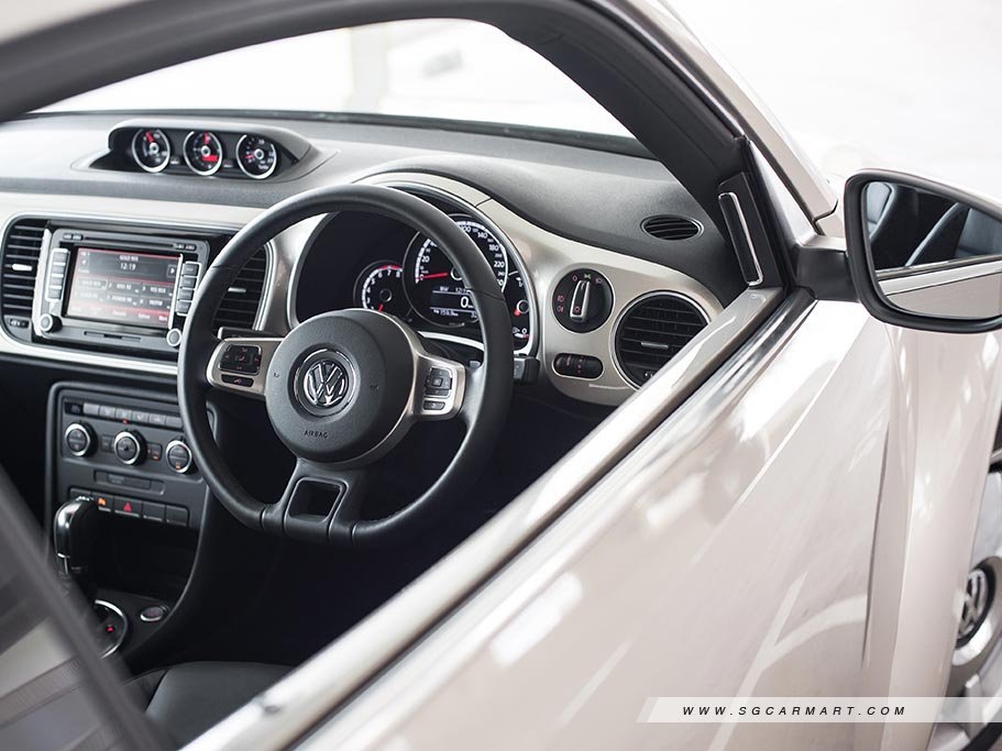 https://i.i-sgcm.com/new_cars/cars/11242/11242_g13