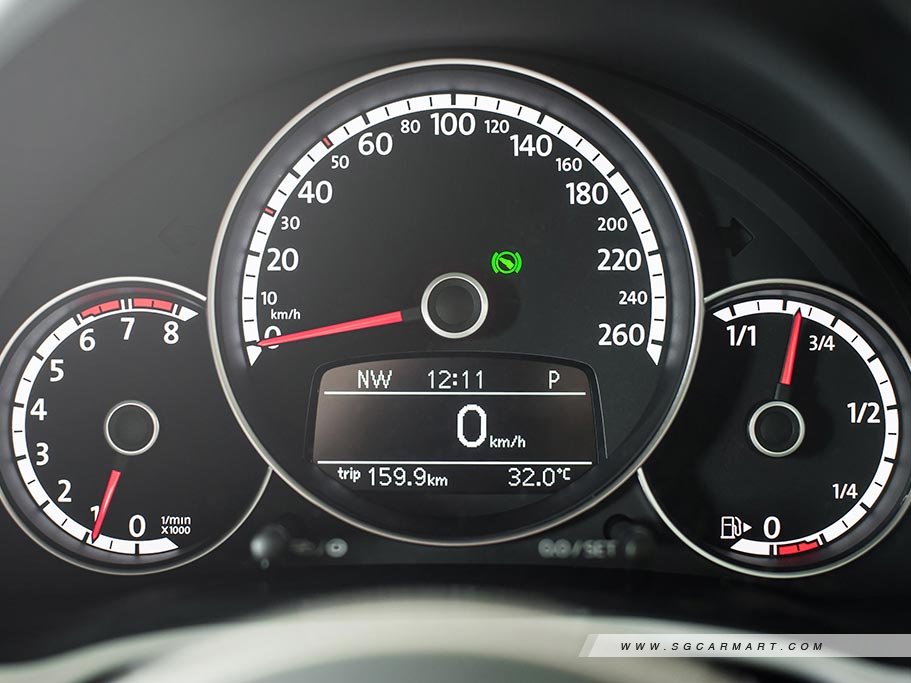 https://i.i-sgcm.com/new_cars/cars/11242/11242_g15