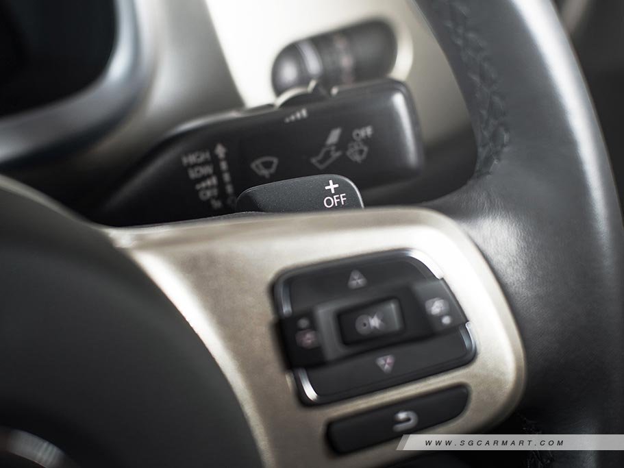 https://i.i-sgcm.com/new_cars/cars/11242/11242_g21