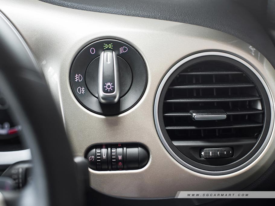 https://i.i-sgcm.com/new_cars/cars/11242/11242_g22