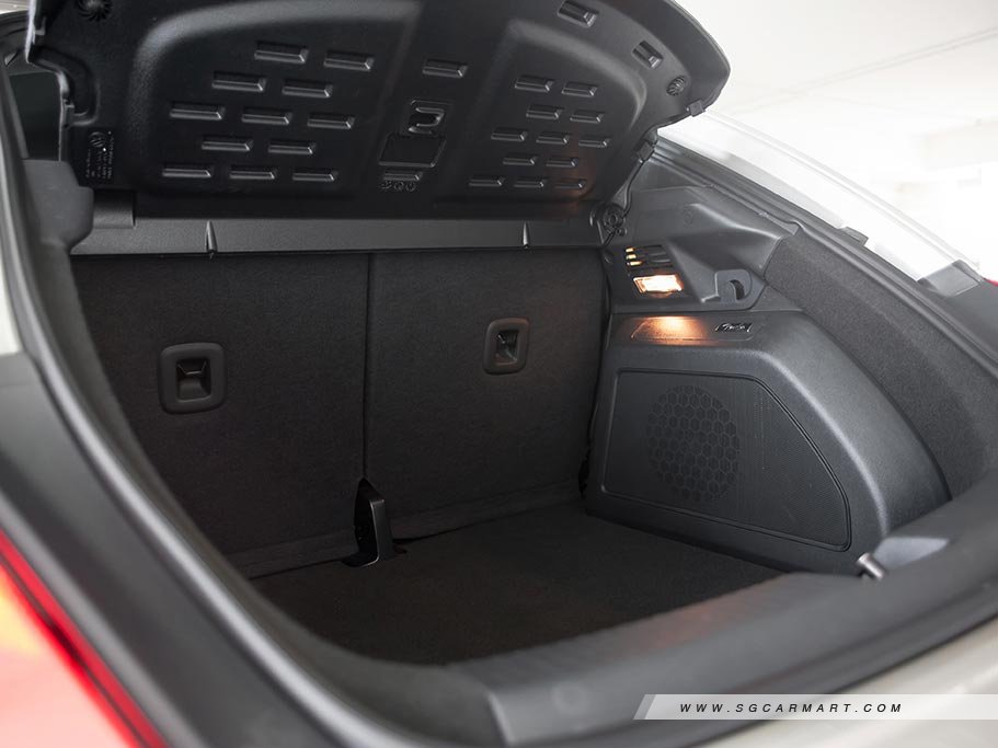 https://i.i-sgcm.com/new_cars/cars/11242/11242_g25