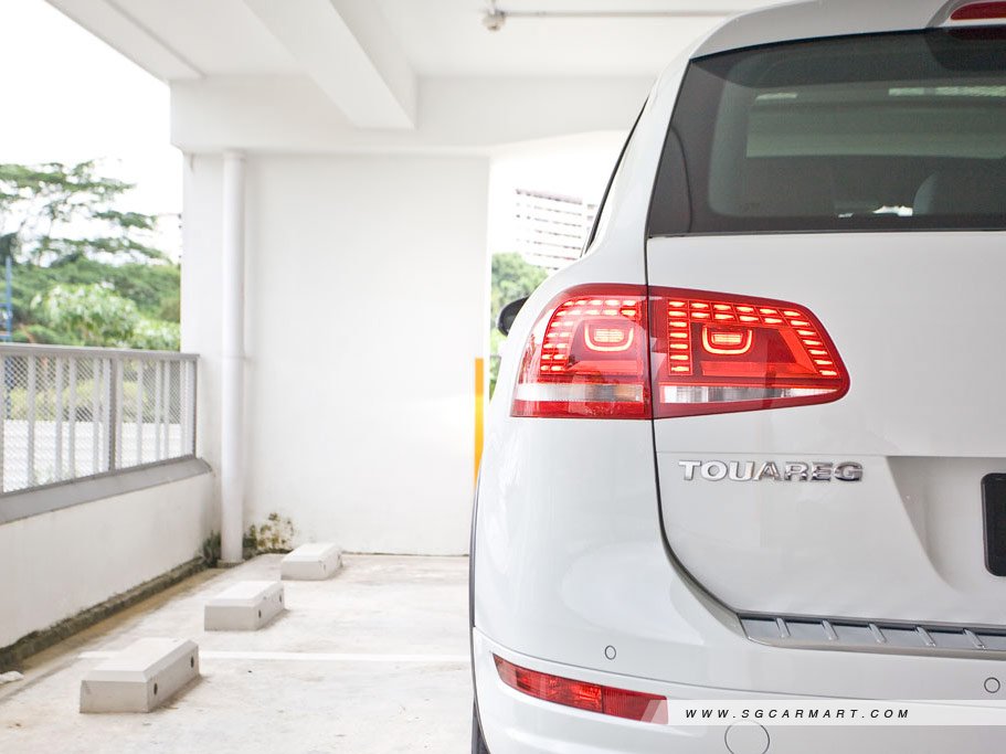 https://i.i-sgcm.com/new_cars/cars/11252/11252_g10