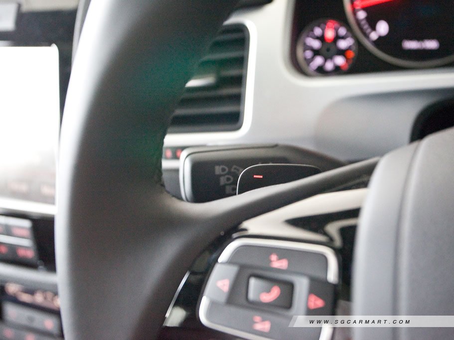 https://i.i-sgcm.com/new_cars/cars/11252/11252_g15