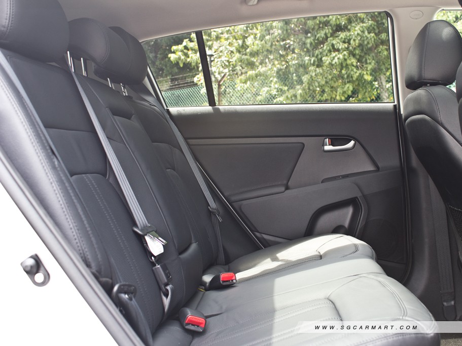 https://i.i-sgcm.com/new_cars/cars/11253/11253_g15