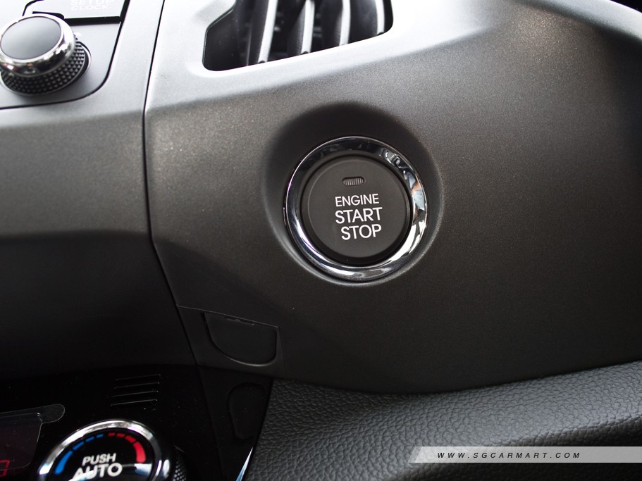 https://i.i-sgcm.com/new_cars/cars/11253/11253_g24