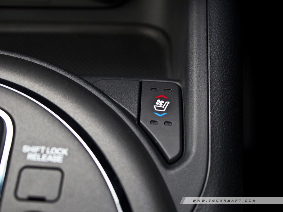 https://i.i-sgcm.com/new_cars/cars/11253/11253_g26